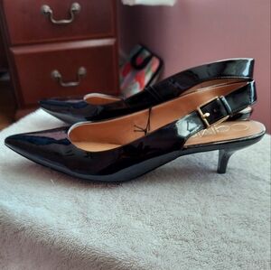 Calvin Klein Slingbacks 10M